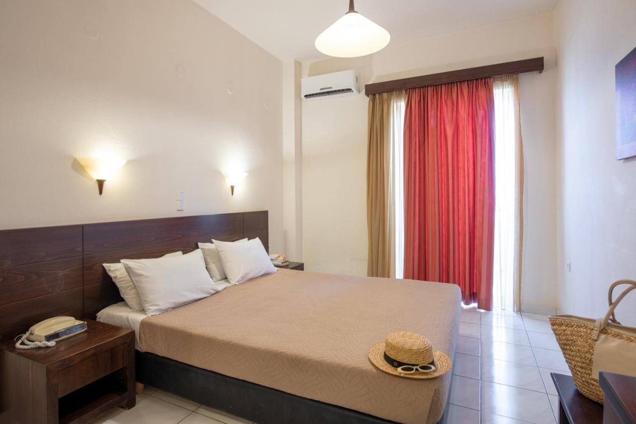 Eurohotel Theo Hotel Агия-Марина Экстерьер фото