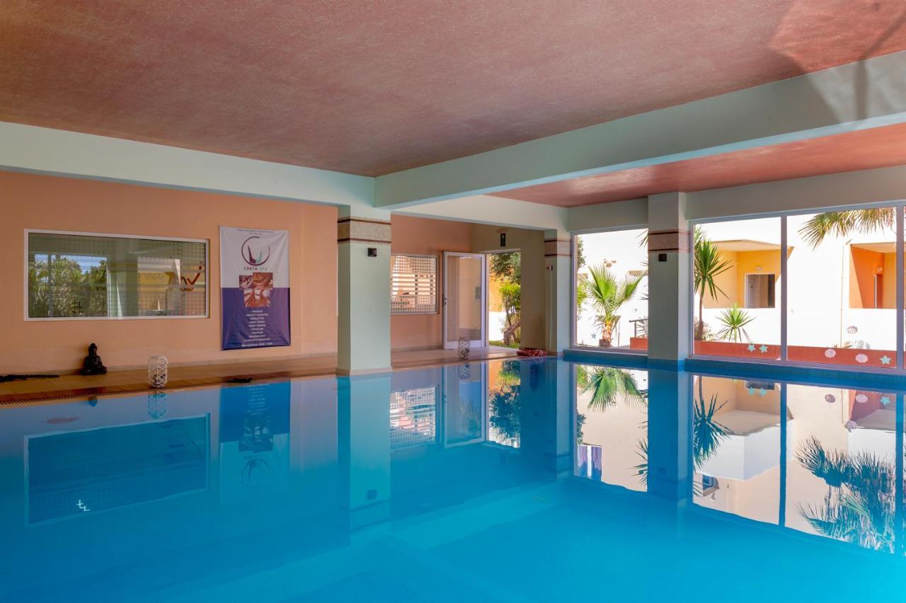 Eurohotel Theo Hotel Агия-Марина Экстерьер фото